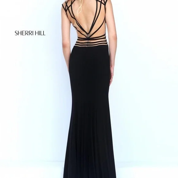 Beautiful Black Sherri Hill Formal Dress - Size 0 - Picture 3 of 3